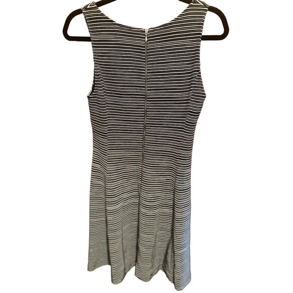 Banana Republic Women's Striped Navy‎ & White Sleeveless A-Line Dress Size 12 - Picture 4 of 10
